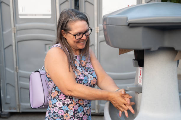 Portable Toilet Options We Offer in Kaanapali, HI